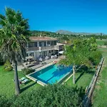 Villa Owl Tereu - Luxury Retreat With Mountain Views *