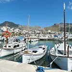 Owl Tereu - Luxury Retreat With Mountain Views 别墅 波连斯萨