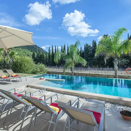 Owl Tereu - Luxury Retreat With Mountain Views וילה פוינסה