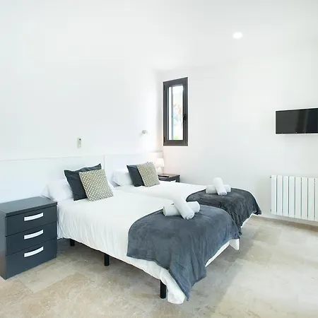 Villa Owl Tereu - Luxury Retreat With Mountain Views Pollensa
