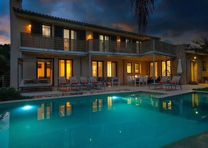 Owl Tereu - Luxury Retreat With Mountain Views Villa *