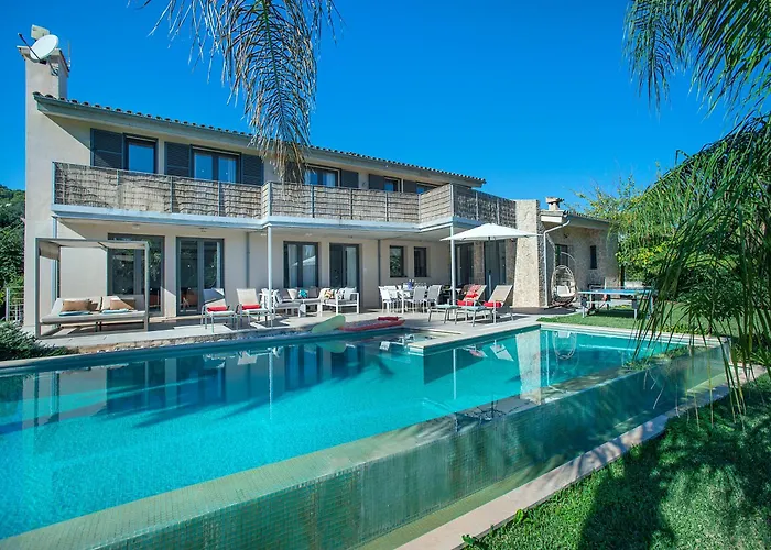 Villa Owl Tereu - Luxury Retreat With Mountain Views *